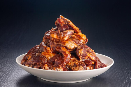 【定期便/計3回】味付き牛ハラミ　1kg(200g×5)　計3kg | 特製タレ 焼くだけ 手作業で加工 焼肉 お取り寄せ バーベキュー ふるさと納税はらみ ふるさと納税ハラミ 柔らかい やわらかい 