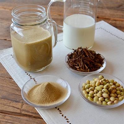 ふるさと納税 甲賀市 滋賀県産【お茶屋がつくる ほうじ茶プロテイン】　900g　約1ヵ月分+シェイカー1個 |  | 01