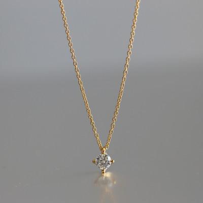 ふるさと納税 大津市 K18 金【0.2ct ラボダイヤモンドネックレス】4本たてづめ 輝き続ける美しさ 一粒ペンダント |  | 03