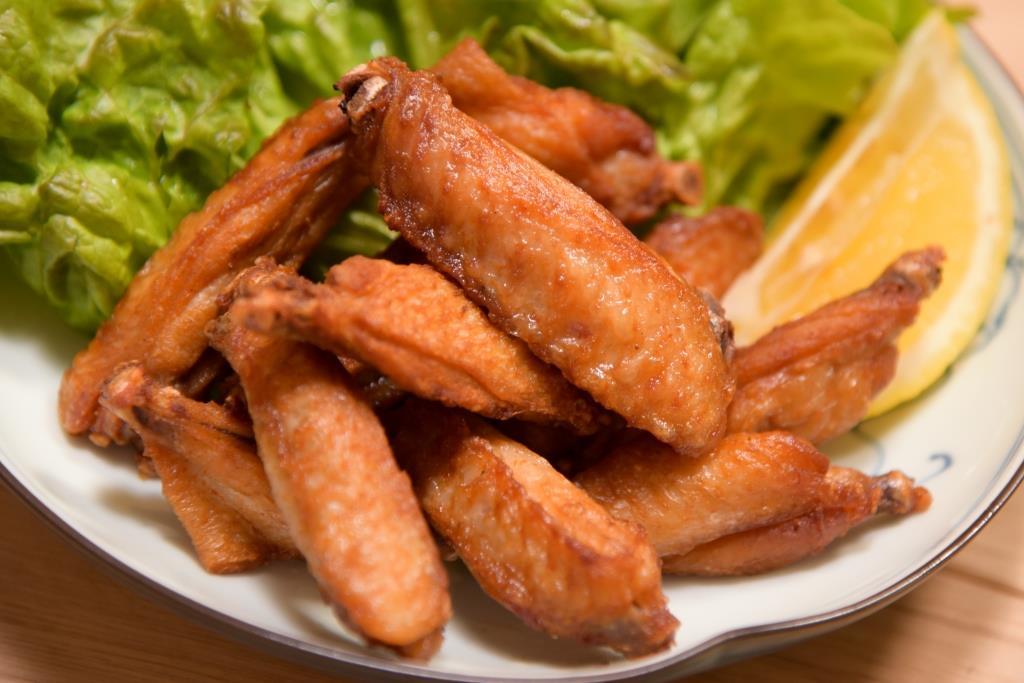 (1004)手羽中　揚げるだけ　唐揚げ　たっぷり　「チキンヒーロー」3kg　甘辛　スパイシー　お弁当　おかず