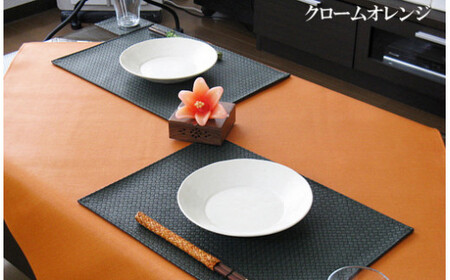 PVCレザーテーブルクロス「LEX」120cm×120cm（クロームオレンジ） ／ テーブルクロス レザー 撥水 正方形 120×120 おしゃれ 北欧 PVC ビニール 拭ける 高級感 傷防止 汚れ