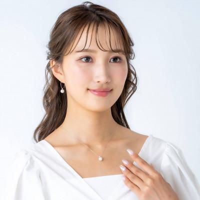 ふるさと納税 神戸市 【6月誕生石】無調色 アコヤ真珠 ムーンストーン K10WG ペンダント ネックレス チェーン付き |  | 01