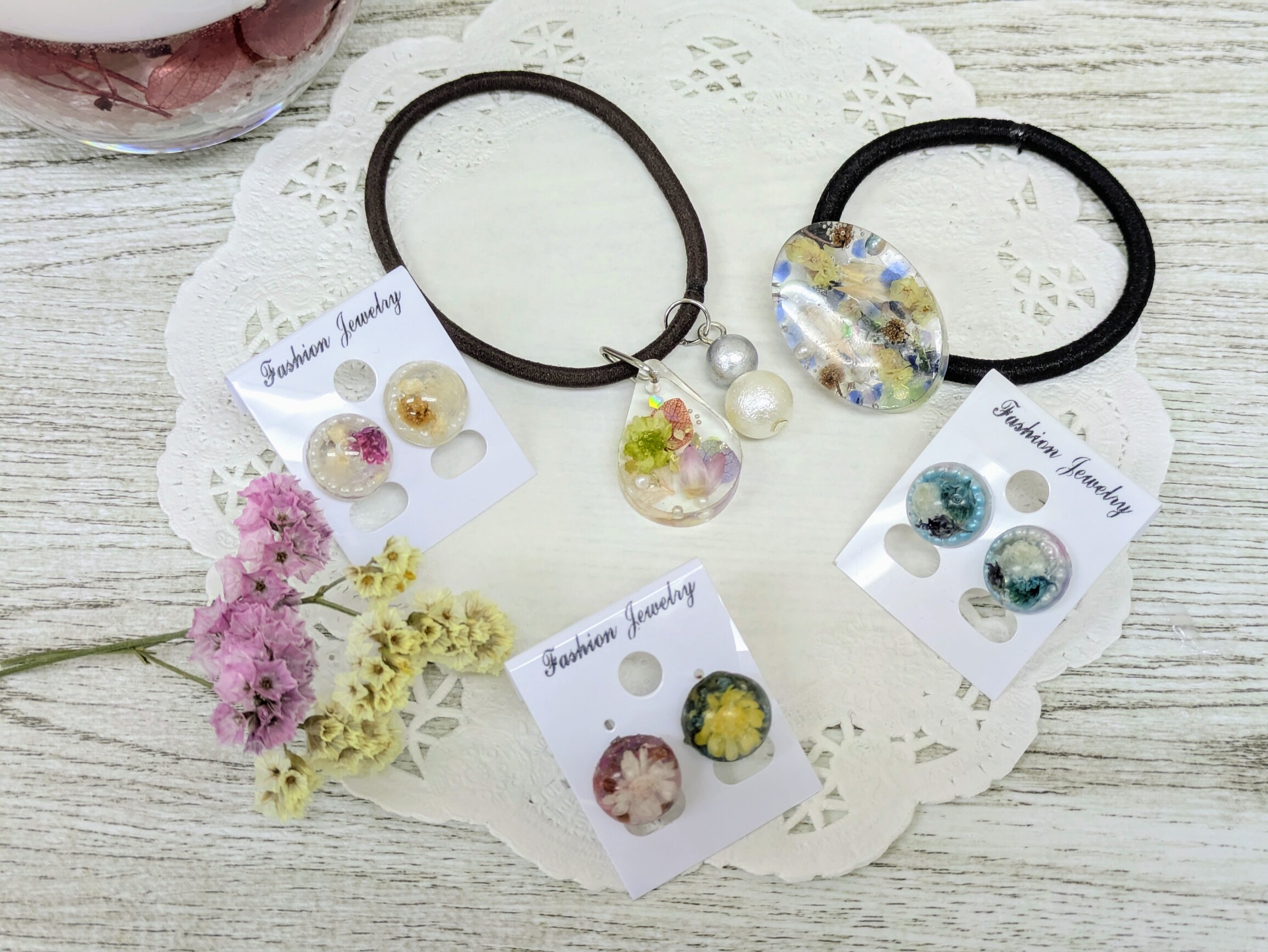 新宿フラワークラフト体験工房 レジンアクセサリー作り