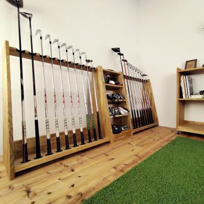 ふるさと納税 横手市 WOODWORKS　ゴルフクラブスタンド10本掛け　【本体カラー:ライトブラウン】 |  | 01