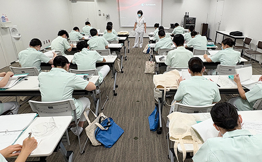 【返礼品なし】加賀看護学校支援事業 1,000円分 教育 人材育成 地域医療 社会貢献 石川県 F6P-3130
