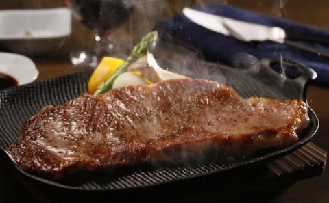 【和牛日本一】5等級 鹿児島黒牛 サーロインステーキ 4枚 計800g（200g×4P） 牛肉 黒毛和牛 焼肉 バーベキュー BBQ 霜降り 肉 お肉 国産 鹿児島県産 冷凍 JA食肉かごしま ギフト
