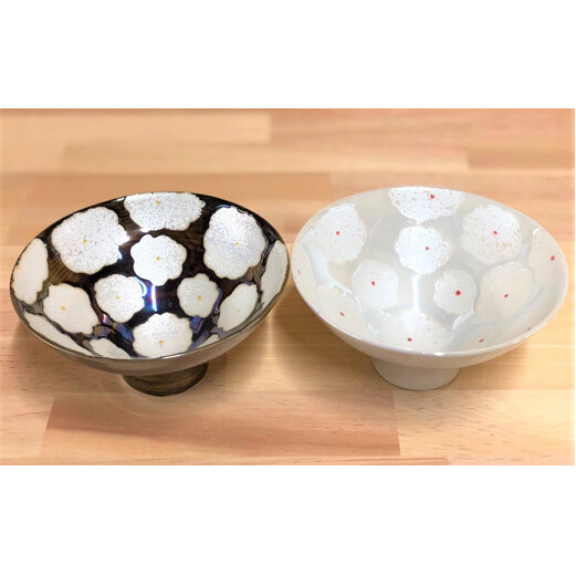 有田焼 花真珠黒白ペア 利久窯モダン飯碗 陶窯みかわや | 25000円 2.5万円 2万5千円 | cj001