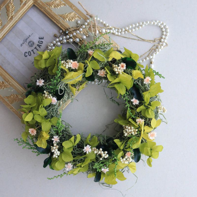 富良野花七曜 フェアリーミニリース ＊ ピンク ＊ ナチュラルかわいい プリザーブドフラワー リース 花 インテリア 装飾品 アレンジ ギフト プレゼント 北海道 上富良野町