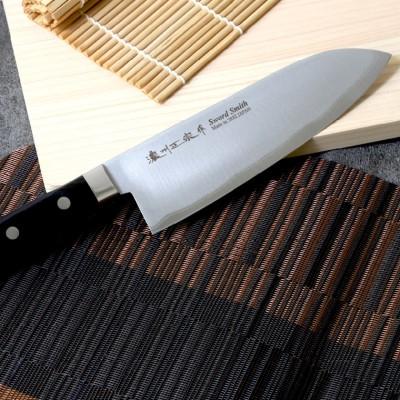 ふるさと納税 関市 濃州正宗作 青紙鋼 三徳包丁 17cm(包丁の研ぎ方DVD付) |  | 01