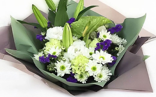 ＜ R8年熊本地震復興支援 ＞【白＋パープル系】 お供え用 生花 （仏花） アレンジ Lサイズ 生け花 花 フラワー お供え 仏壇 日用品 雑貨 九州 熊本県 熊本市 常温 冷蔵