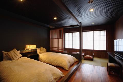 【食と温泉のこだわり】 二名様　特別宿泊券 山形県 鶴岡市   あつみ温泉　高見屋別邸　久遠