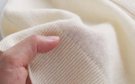 Vネックセーター カシミヤ 100% ( ピンクベージュ・M ) レディース 日本製 | ニット Vネック 薄手 無地 シンプル 長袖 秋冬 冬 新潟県 五泉市 高橋ニット株式会社