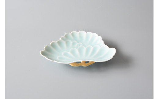 【伊万里焼】青磁 小皿 モイスト金彩三階松 H1184