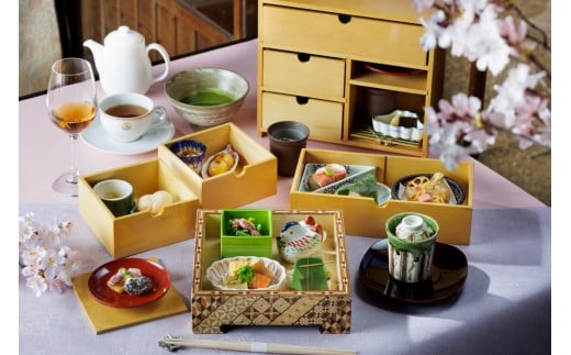 
            富士屋ホテル別館　旧御用邸　菊華荘で愉しむ四季彩アフタヌーンティー（1名様分）【予約限定】
          