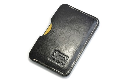 ビンテージオイルレザーのコンパクト両面カードケース　バンナイズ オイル シュリンク レザー 本革 パス カード 収納 電車 バス ファッション小物 ファッション  ビンテージブラック