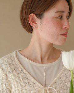 HARIO ピアス リトルフラワー［HAP-F-005］｜耐熱 ガラス アクセサリー ハリオ ランプワークファクトリー 職人 繊細 フォーマル カジュアル きれいめ おしゃれ 20代 30代 40代_