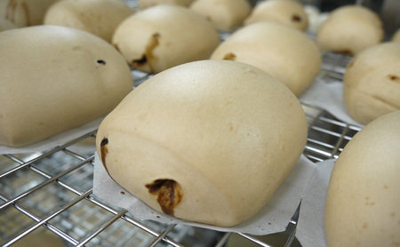 ブタまんズ まんとう5個 黒糖まんとう5個 計10個セット 豚まん 中華まん まんとう 点心 中華 セット グルメ 豊島区 東京