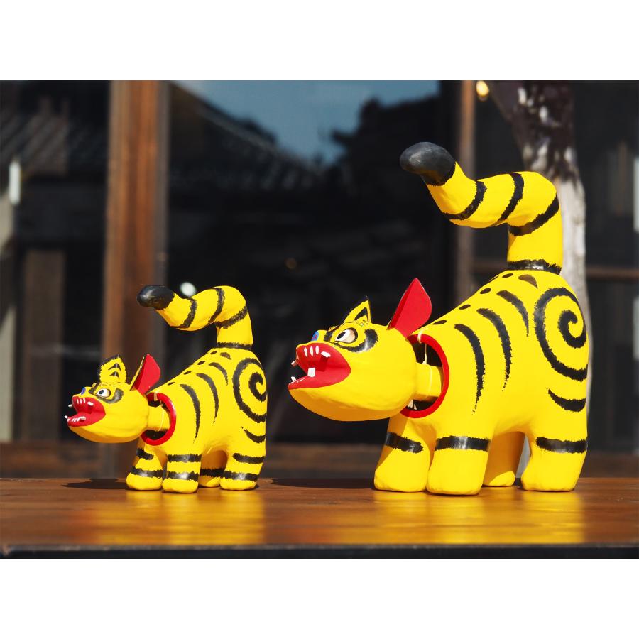 ふるさと納税 郡山市 【ふるさと納税】首振りとら Mサイズ 黄色 伝統工芸品 張り子 干支 寅年 手づくり 縁起物 魔除け |  | 02