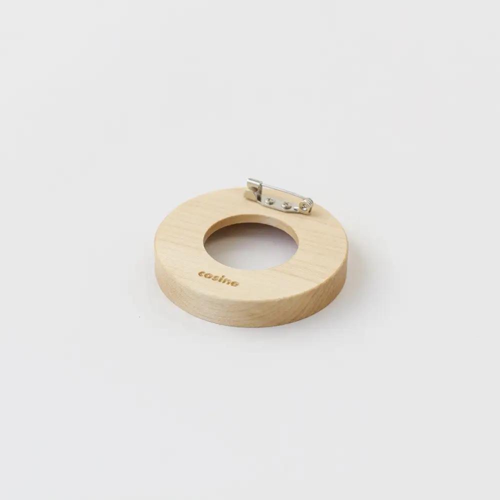 旭川家具 cosine STEPSブローチWA　メープル_05735