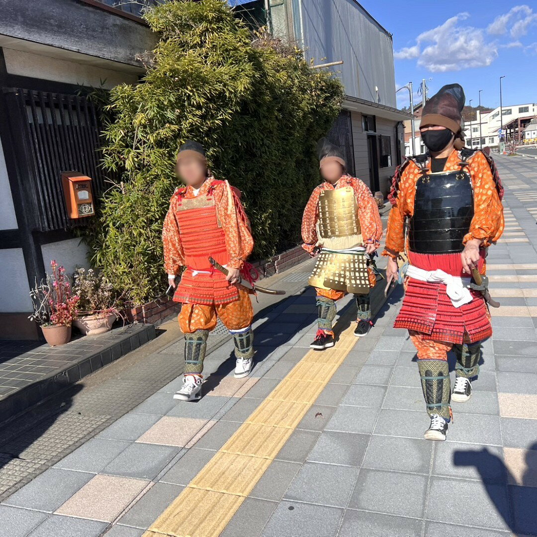 【ふるさと納税】B-025 戦国武将になれる！本格甲冑体験 in 寄居町