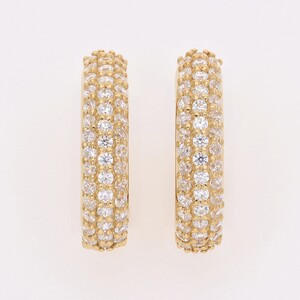 【ジュエリーの街、山梨県甲府市】ダイヤ0.72ct K18ピアリング　LE1132Y