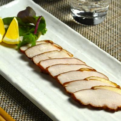 ふるさと納税 海陽町 【冷凍】阿波尾鶏 燻製 スモークチキン 130g×2P　MMTE5