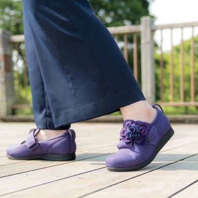 ふるさと納税 岡山市 【岡山発】花付きケアシューズohanaの想い　ダリア(ブラウン)Lサイズ　プレゼントにも |  | 01
