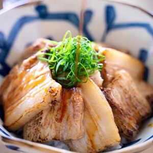 【隔月4回定期便】チャーシュー専門店【焼豚・煮豚】厳選２種食べ比べセット【林SPF】