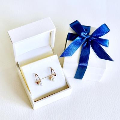 ふるさと納税 甲府市 【ジュエリー】K10イエローゴールド パール・ガーネット ピアス 保証書付 SE-3337 |  | 03