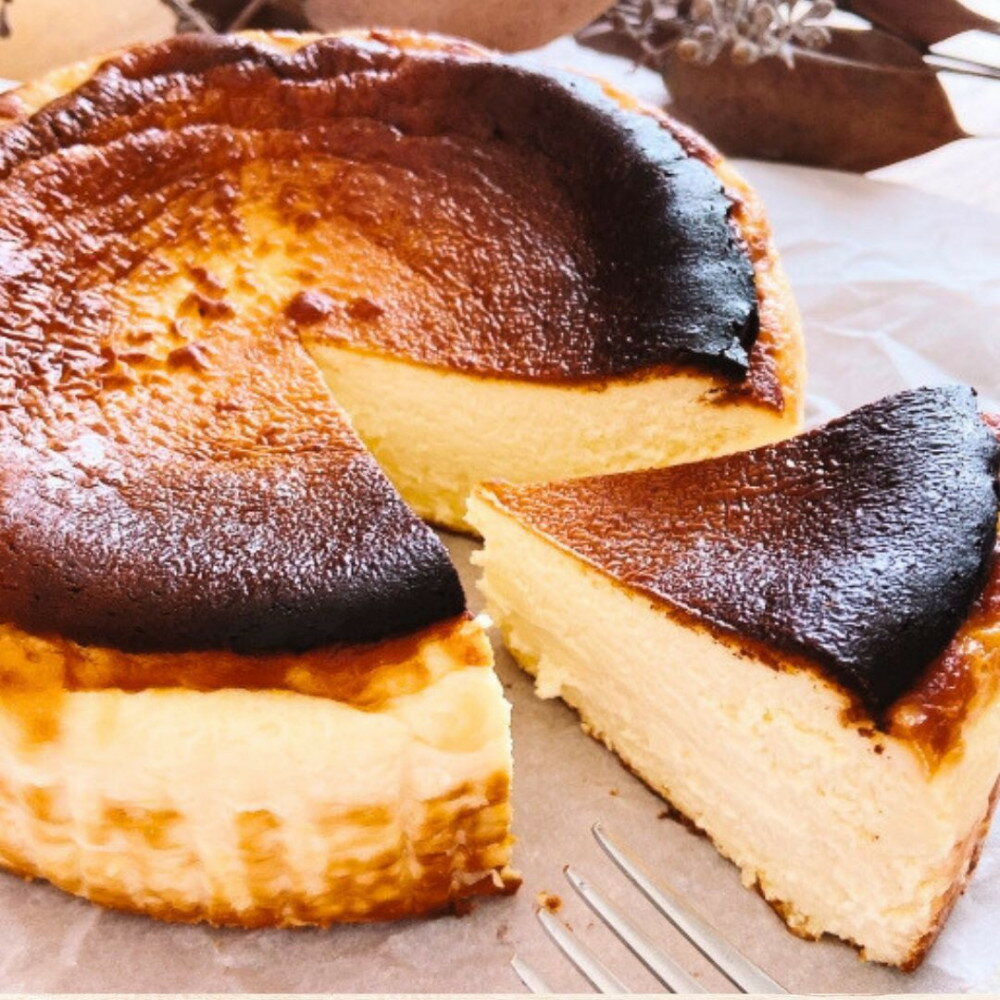 【ふるさと納税】厳選素材 濃厚 大町 バスクチーズケーキ 4号サイズ | 菓子 おかし スイーツ デザート 食品 人気 おすすめ 送料無料