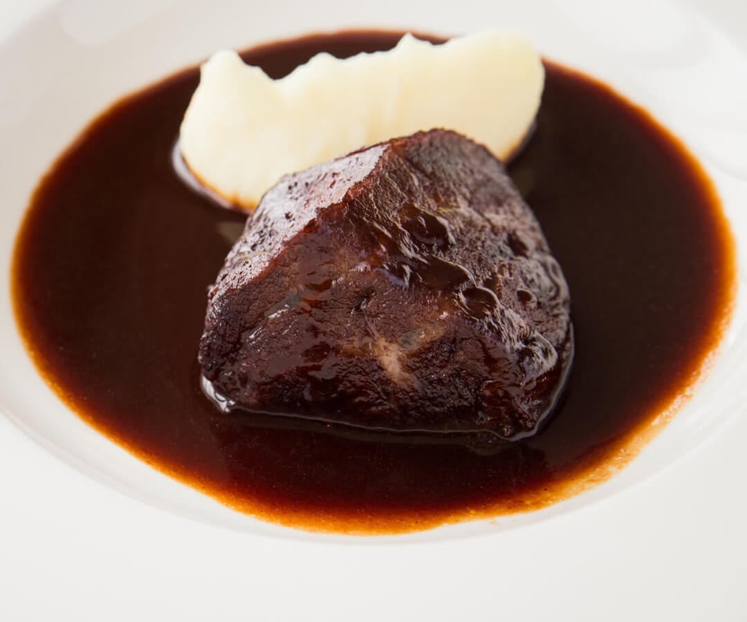 【DEGUSTATION】フレンチレストランが作る「和牛頬肉の赤ワイン煮」セット