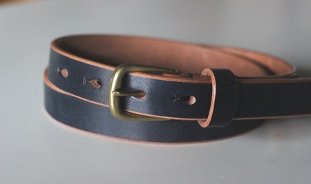 【minca】細幅20mmベルト/36インチ  栃木レザーの希少な「ハーネスレザー」使用の贅沢な1枚革のレザーベルト/ネイビー/HL-B04/NAVY　727