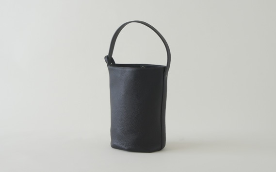 purr（パー） three | SMALL onehandle bag(black)