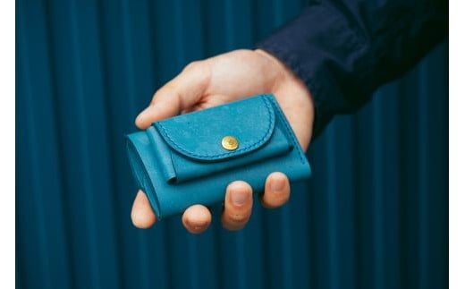 手のひらに収まるコンパクトサイズ