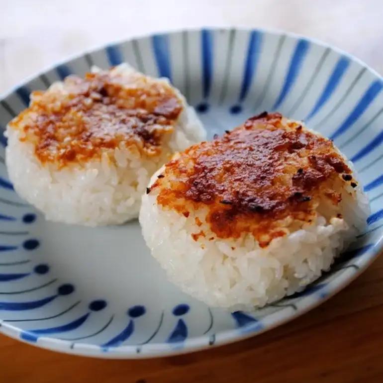 県民が愛する沖縄豚肉みそ 6個セット ご飯のお供 肉味噌 沖縄豚肉みそ うま辛 おにぎりの具 赤マルソウ 肉みそ 油みそ おかず味噌 ご当地 お取り寄せグルメ おにぎり 豚みそ 沖縄 お土産 あんだん