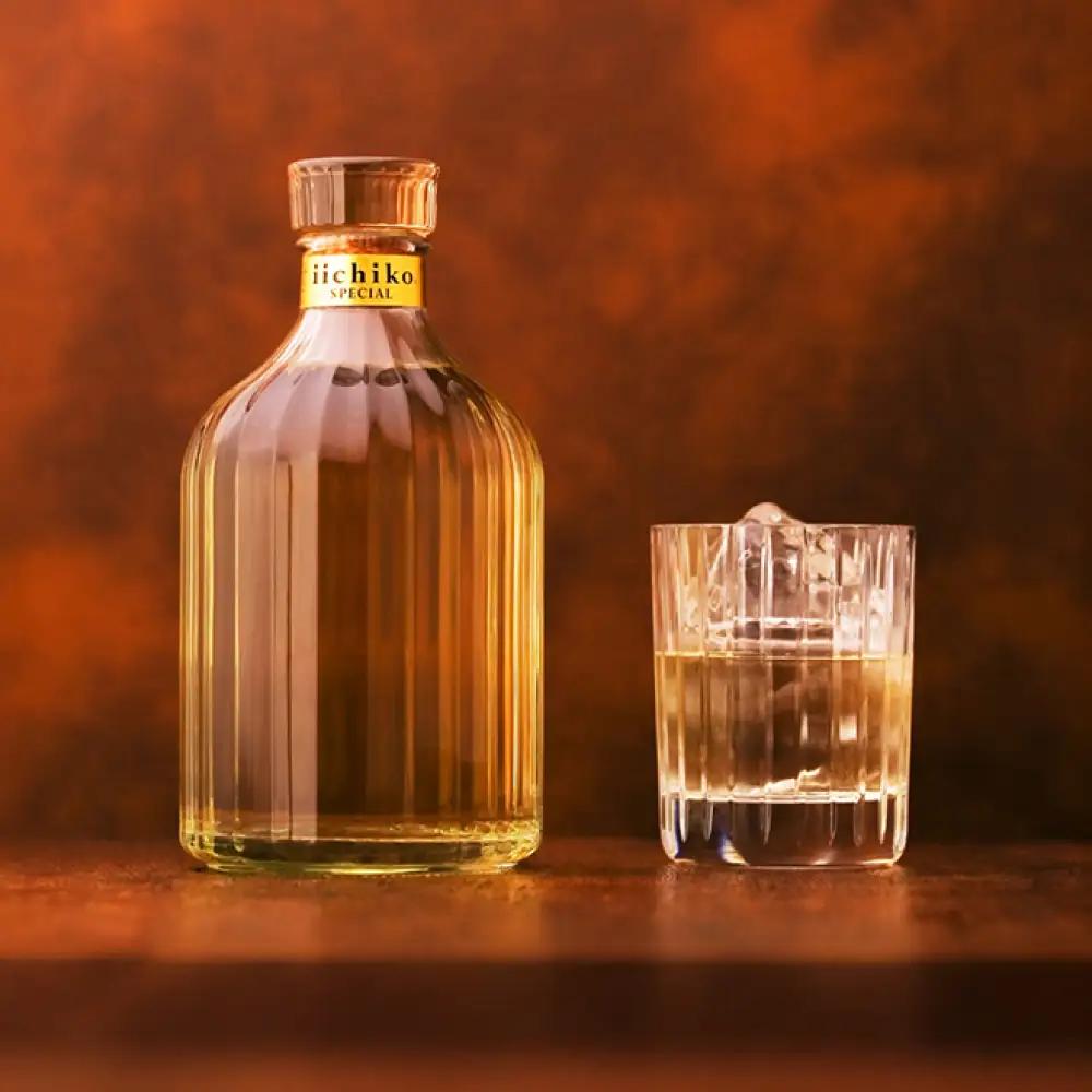 【お中元対象】【1週間以内発送】いいちこ スペシャル 720ml 麦焼酎 お酒 焼酎 日田市 / 深見酒舗 [AREY002] いいちこ