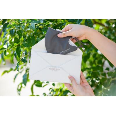 ふるさと納税 香芝市 光触媒加工マスクケース(ブスタ ブラック)&フェイシュマスク(ライトグレー)2枚入り |  | 02