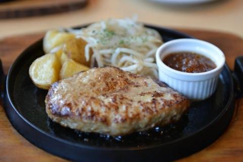 【近江牛コロッケ・近江牛オリジナルハンバーグセット】肉 牛肉 ハンバーグ 冷凍 ブランド牛 三大和牛 和牛 黒毛和牛 冷凍食品 お弁当 おかず お惣菜 滋賀県 竜王