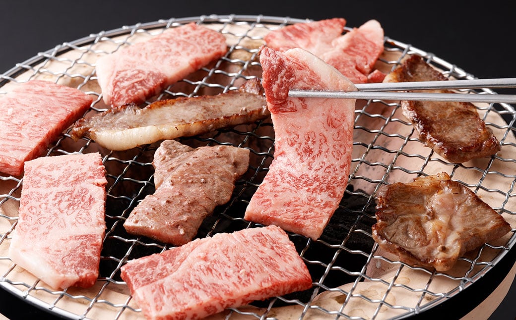 【1ヶ月毎8回定期便】くまもと黒毛和牛 ロース 焼肉 計3.2kg（400g×8回）