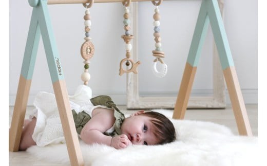 HOPPL（ホップル） 【アウトレット品】 ベビージムセット（ジム：ホワイト・ハンギングトイ：グリーン）
