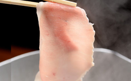 黒豚しゃぶしゃぶ（ロース）6P（計1.2kg） 必要な分だけ解凍できる小分けパックの黒豚しゃぶしゃぶ 冷しゃぶや蒸ししゃぶ、焼きしゃぶや生姜焼きにもおすすめの黒豚です♪【A-1607H】