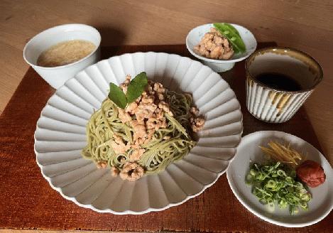 ラー麦使用！八女茶の茶そば 太麺 風味豊か 挽きたて 茹でる 焼きそば 瓦そば アレンジレシピ 福岡県 八女市