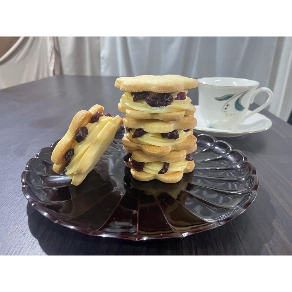 【ふるさと納税】クランベリーのバターサンド　5個入り