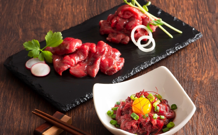  食べ比べ 国産 馬肉 赤身 熊本県 菊陽町 赤身 ユッケ ゆっけ たれ ばさし バサシ 肉 馬 