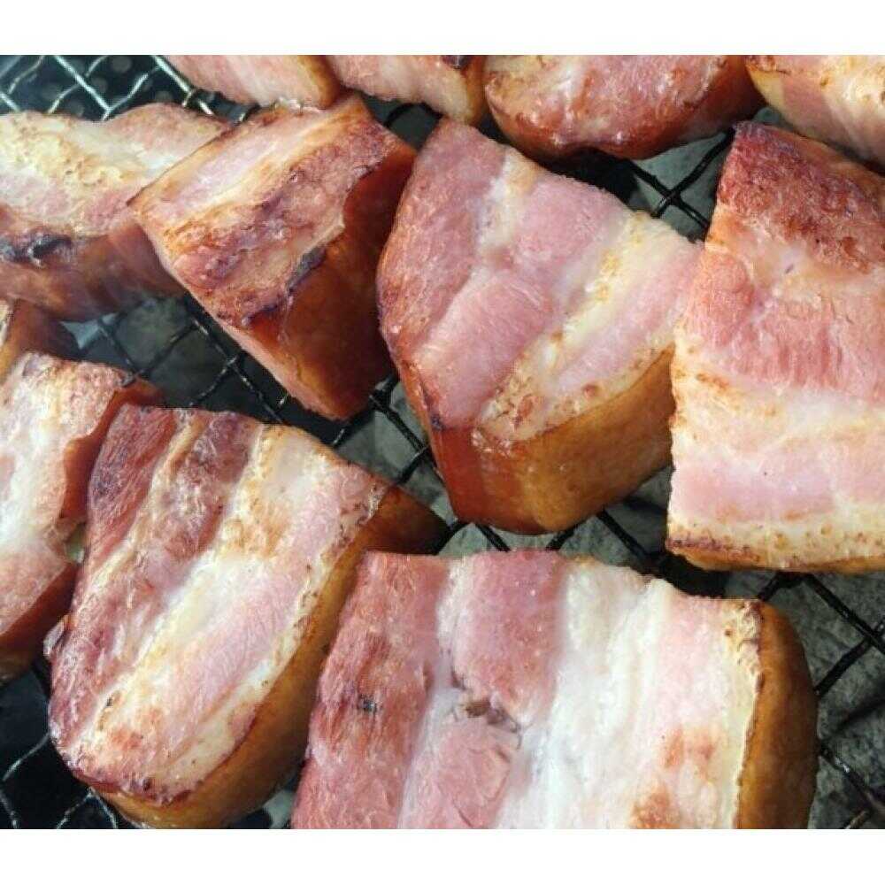 【ふるさと納税】香心ポーク加工品 詰め合わせ A5B2セット(合計7品約1.2kgおまかせ) 豚肉 ぶたにく ぶた肉 ブタ肉 ブタ ポーク 冷凍 ブランド ブランド豚 菊陽 熊本 メンチカツ 炭火串焼き ローストポーク ベーコン ウインナー【有限会社コーシン】[BHAH015]