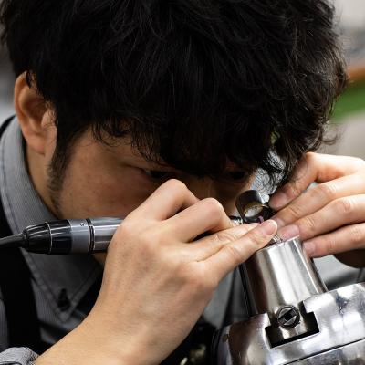 ふるさと納税 弘前市 ネックレスプラチナ900 0.06ct ダイヤイニシャルネックレスM|24_jkm-020101d |  | 02