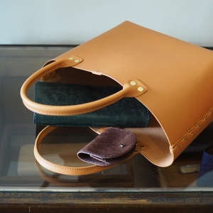 革綴じミニトートバッグ レッド 本革 トートバッグ