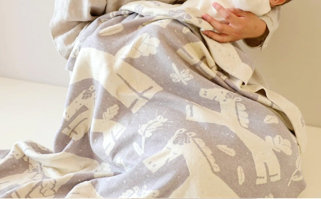 【生成 × はとばねずみ】 干支柄 （午年）アフガン 【7営業日程度で発送】｜オーガニックコットン 布 おくるみ ひざ掛け ブランケット 赤ちゃん ベビー 生成 キナリ 草木染 出産祝い 日本製