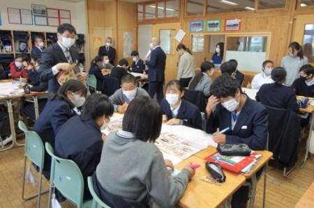 （キュンとなる／映える）5種のカラフルハートティーバッグ 2箱セット＜維孝館中学校とコラボ開発＞ 飲料類 お茶 ハート型 健康 美容 お茶セット ギフト カラーズティー 和紅茶 