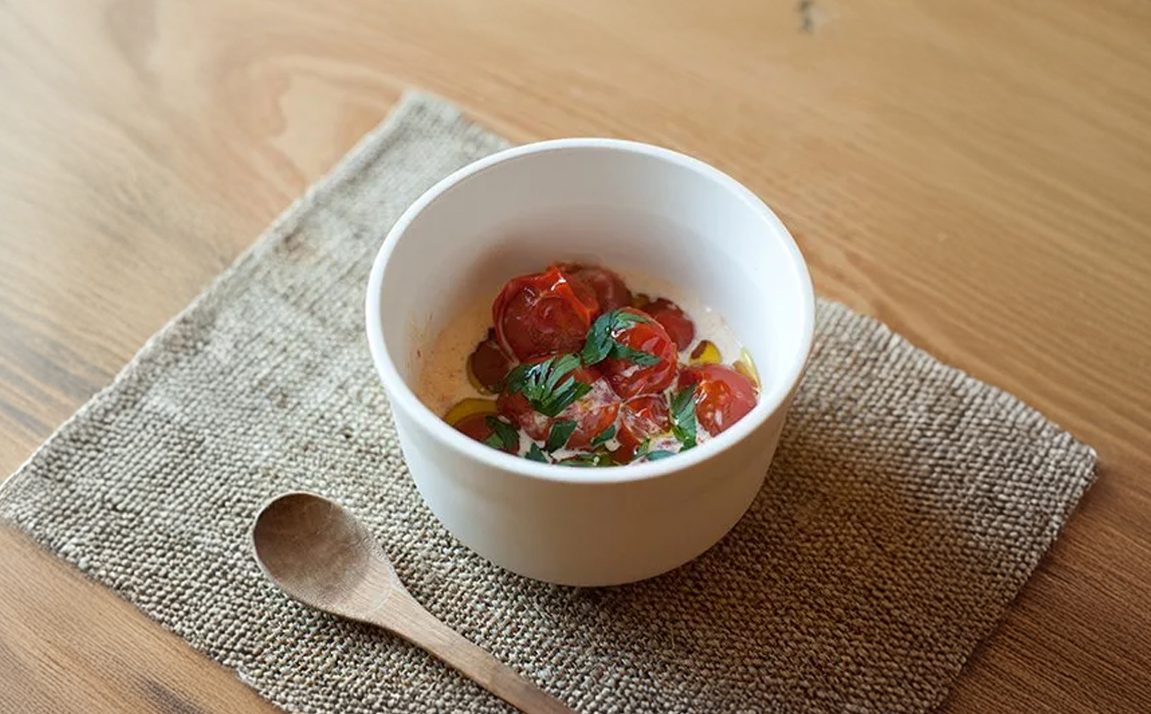 【萬古焼（ばんこやき）】ごはんを美味しく保存するスタイリッシュなおひつ 4th-market ヤソハチ お櫃 一碗 白1個【八十八、おひつ、米、新米、レンジ、保温、保冷、万能、おしゃれ、かわいい、結婚